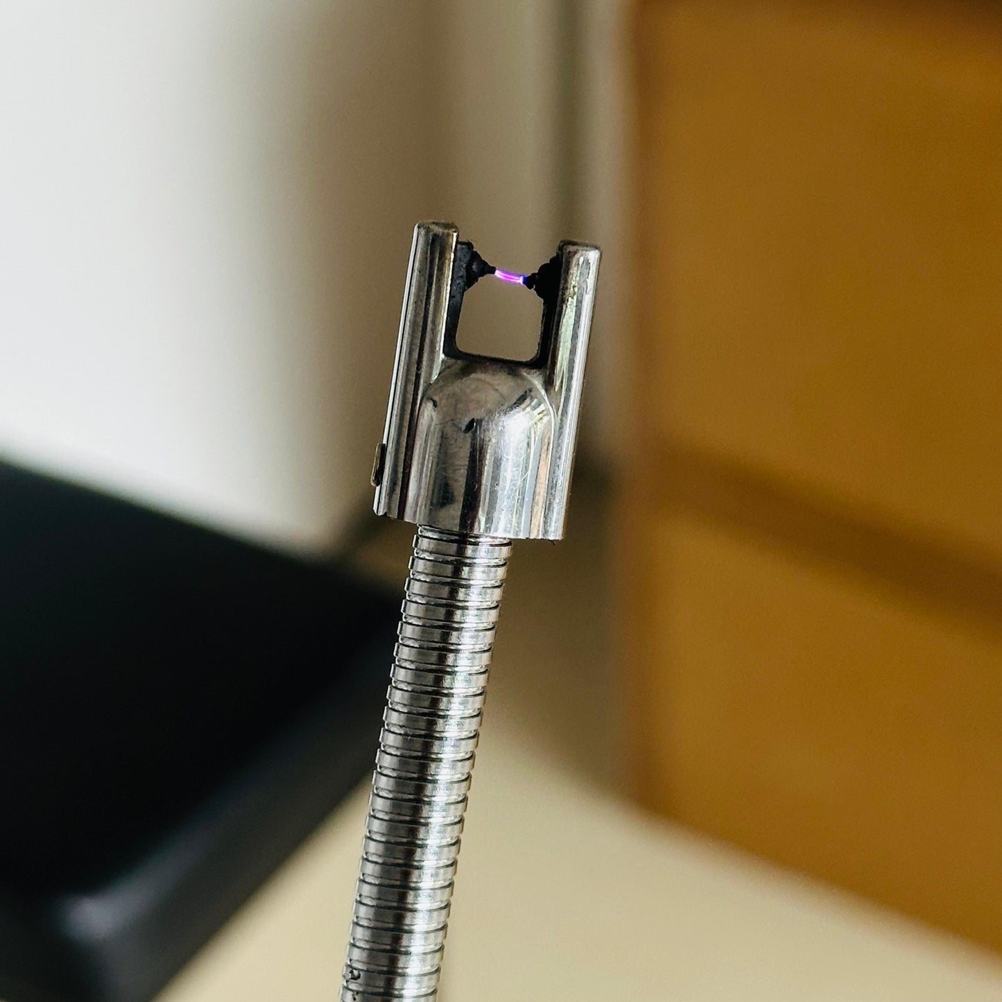 ⚡ ARC USB Rechargeable Lighter – Windproof & Flameless